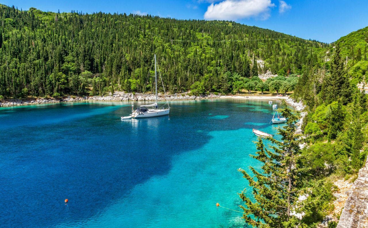 Daily Cruises Kefalonia - Boat trip to Ithaca - Kefalonia Sailing